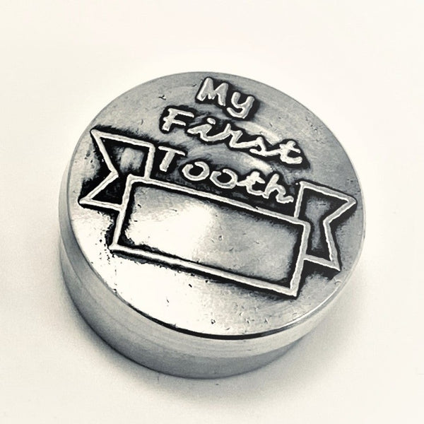 BABY'S FIRST TOOTH BOX. Great little gift for a new born.