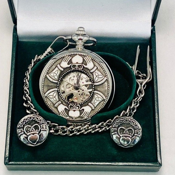 CLADDAGH DESIGN GENTS OPEN FACE MECHANICAL POCKET WATCH WITH CLADDAGH CUFFLINKS. PEWTER DECORATION WITH SILVER SHEEN. ÉTAIN PELTRO HARTZINN PÉATAR