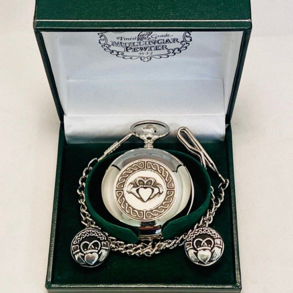 Claddagh design on quartz watch and cufflinks set. The design is pewter metal polished to a silver soft sheen. ÉTAIN ZINN PELTRO. Great mans gift.