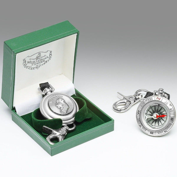 FIELD COMPASS MADE OF PEWTER METAL, SILVER SHEEN. ÉTAIN ZINN PELTRO IRELAND DESIGN. THE MAP OF IRELAND  IS FEATURED ON THIS COMPASS. JUST THE PERFECT ITEM TO EXPLORE ANY PART OF THE COUNTRY.
