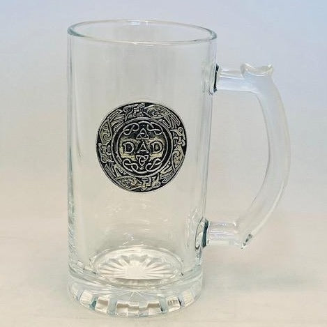 A TRADITIONAL BEER GLASS TANKARD WITH THE PEWTER ATTACHED SHOWING A CELTIC BIRD DESIGN AND DAD SYMBOL IN THE CENTRE. PEWTER silverware finish. with a capacity of 15oz and 6" high this makes a great fathers day gift.