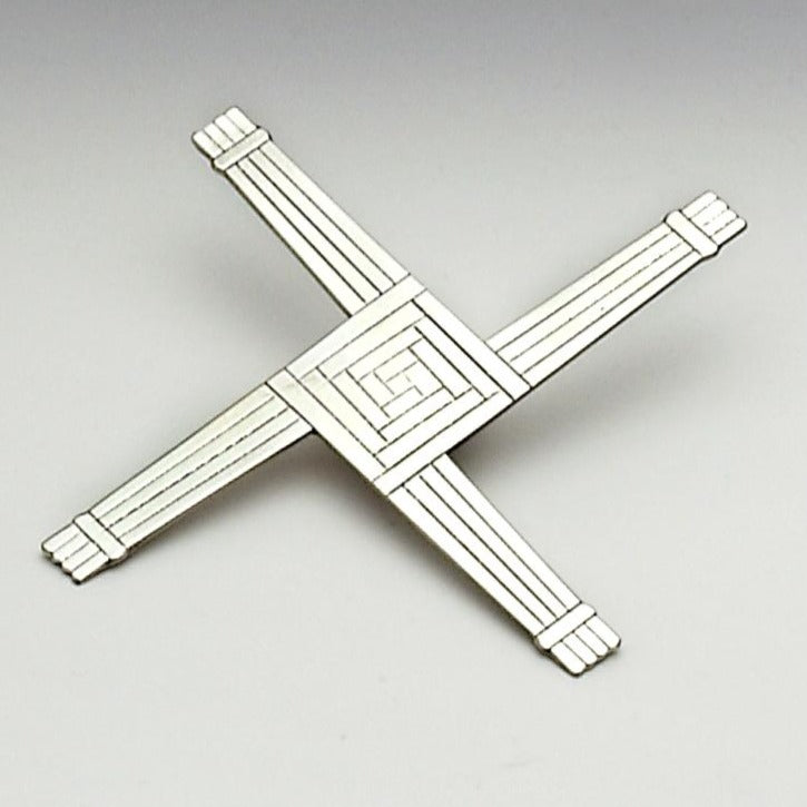 Mullingar Pewter St Brigid's wall Cross with hanger. 8 high silver