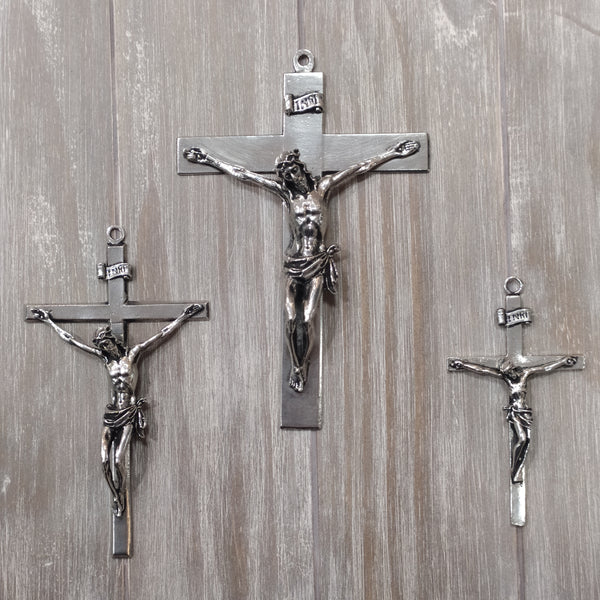 Set of 3 crucifix made of Mullingar pewter
