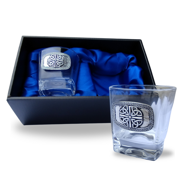 Beautiful gift box with 2 glasses embellished with Mullingar Pewter metal 