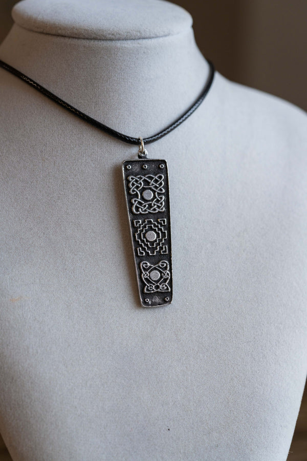 Bealin Cross Celtic Pendant Necklace