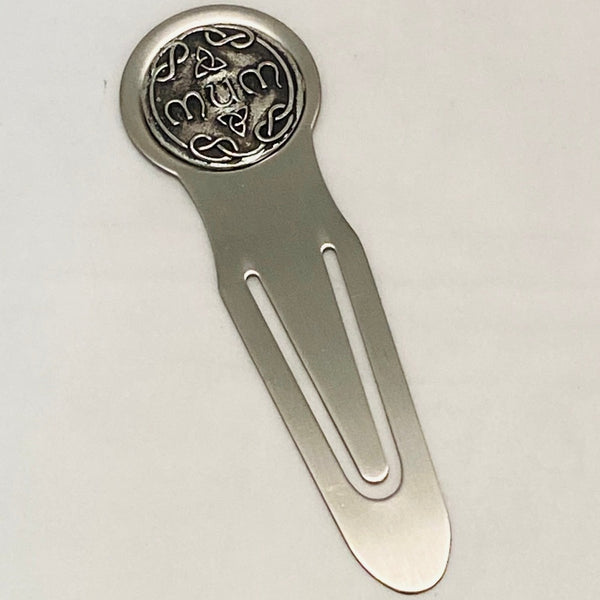 BOOKMARK MUM STAINLESS STEEL METAL WITH PEWTER/ SILVER FINISH DECORATED PEWTER WITH MUM. THIS 5" LONG BOOKMARK MAKES A GREAT THANK YOU GIFT FOR MUM . IRELAND