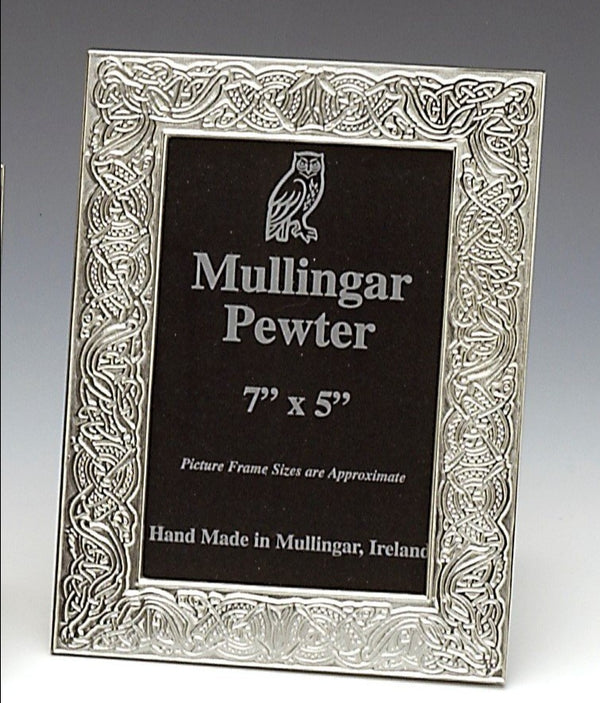 5 X 7 CELTIC FRAME MADE PEWTER METAL, SILVER FINISH. MADE IN IRELAND. Great engagement gift or new home gift.