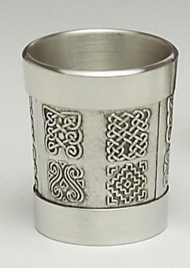 1 OZ CELTIC WHISKEY MEASURE. THE DESIGN I9S TAKEN FROM THE HIGH CROSS AT BEALIN NEAR MULLINGAR. THIS DESIGN COSISSTS OF INTRICIT KNOTS AND INTERTWINED LACE DESIGNS. PERFECT FOR  MEASURING DRINKS IN A HOME SETTING. IRELAND. ÉTAIN,ZINN,PELTRO
