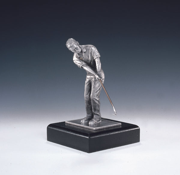 GOLFER CHIP SHOT MADE OF PEWTER METAL WITH LIGHT SILVER FINISH. 6 1/2" tall golfer on wood base engravable. 