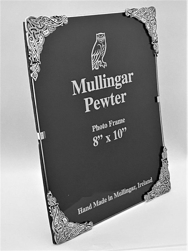 8 X10 FRAMELESS FRAME WITH CELTIC CORNERS. EASY TO PLACE  THAT SPECIAL WEDDING PHOTO. PEWTER METAL SILVER FINISH MADE IN IRELAND ZINN,ÉTAIN,PELTRO
