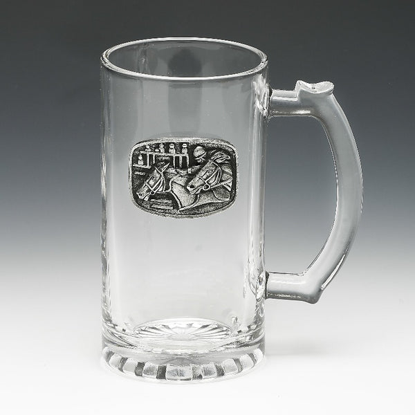 GLASS TANKARD WITH PEWTER METAL EMBLEM  of race horses at the race finish. Perfect for horse race lovers. 15oz capacity and 6" tall