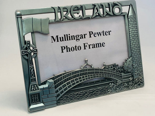 FRAME WITH SOME OF IRELANDS MOST FAMOUS LANDMARKS IN PEWTER FINISH WITH SOFT SILVER FINISH METAL LOOK. Great photo frame for Irish citizens  living abroad