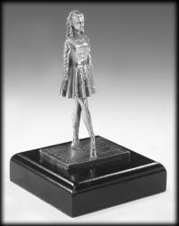 STATUE OF AN IRISH FEMALE DANCER IN PEWTER METAL SOFT SILVER FINISH. Great gift for any female Irish dancer. Can be personalised 