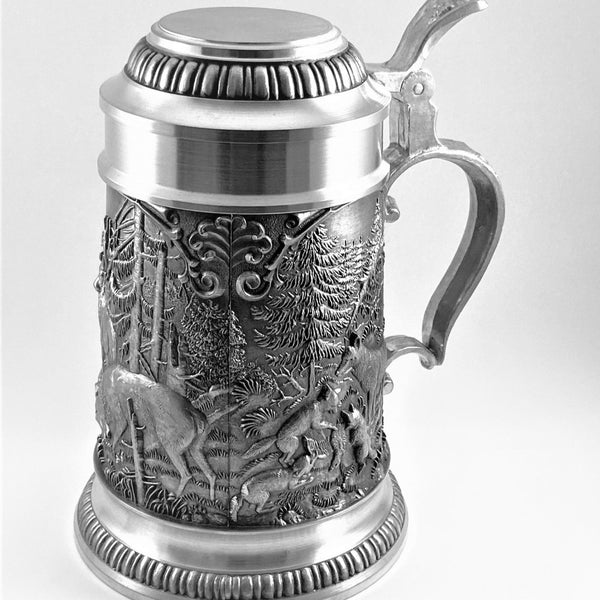 WOODLANDS STEIN SHOWING WILDLIFE SCENE FROM IRELAND TRHE 8" TALL AND 25 FLUID OZ STEIN MAKES AGREAT FATHERS DAY GIFT. HANDMADE IN IRELAND BY MULLINGAR PEWTER.