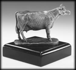 THE COW SCULPTURE MADE OF PEWTER METAL AND SILVER POLISHED. Great Young Farmers Award. Easy to engrave with engraving plate attached.