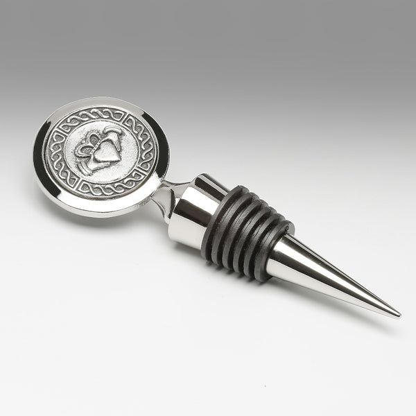 WINE BOTTLE STOPPER IN CLADDAGH DESIGN WITH CELTIC SURROUND. GREAT AS A TOKEN HOUSE WARMING GIFT. THE STOPPER IS 4 1/2" LONG. MADE IN IRELAND